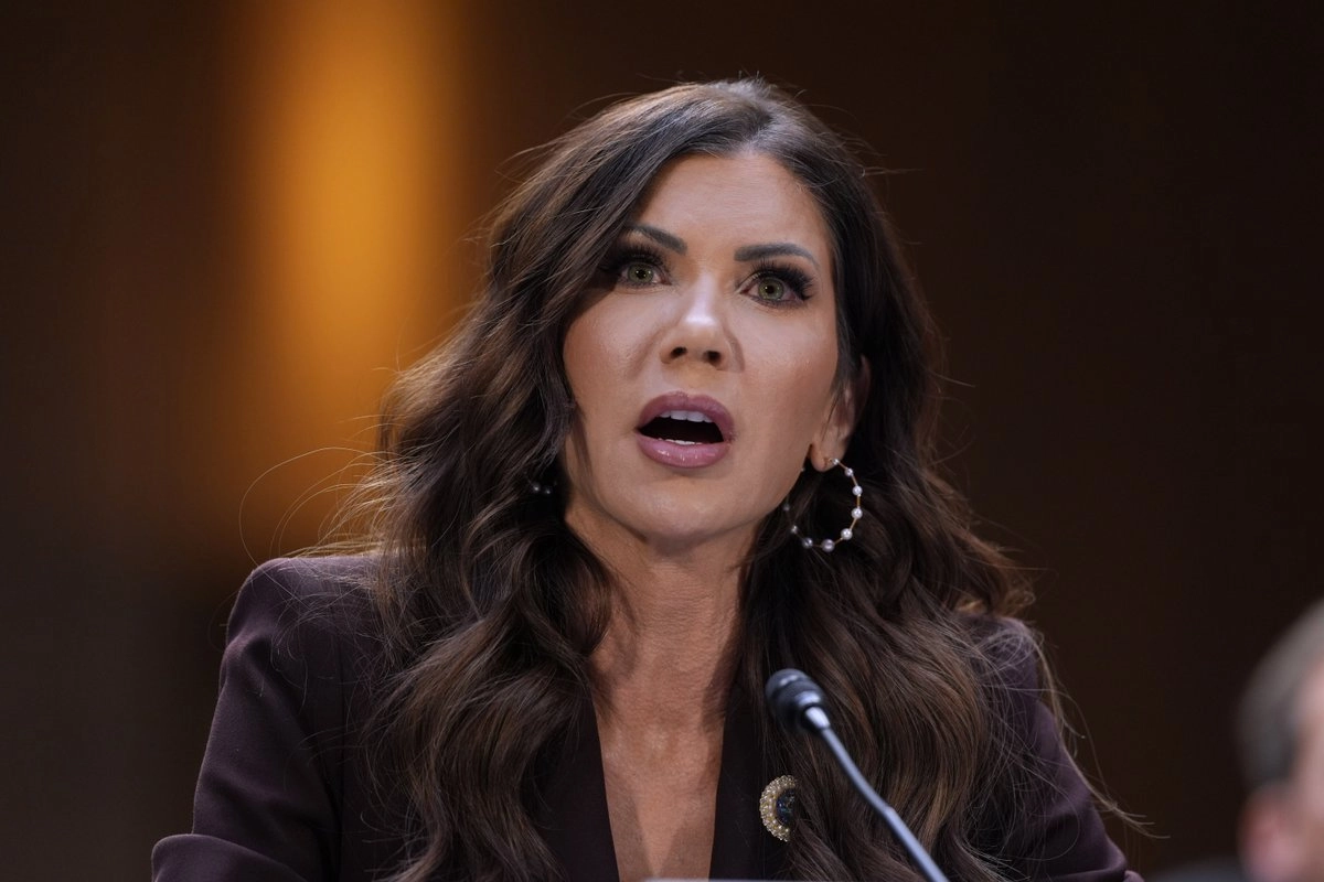 trump-destituye-a-la-secretaria-de-seguridad-nacional-kristi-noem_f8446c1f-77d6-4516-8526-7a8e1abf6413_medialjnimgndimage=fullsize